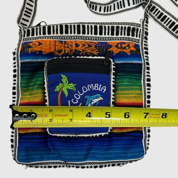 Handwoven Multicolor Colombian Crossbody Bag With Embroidered Front Pocket - Picture 5 of 6